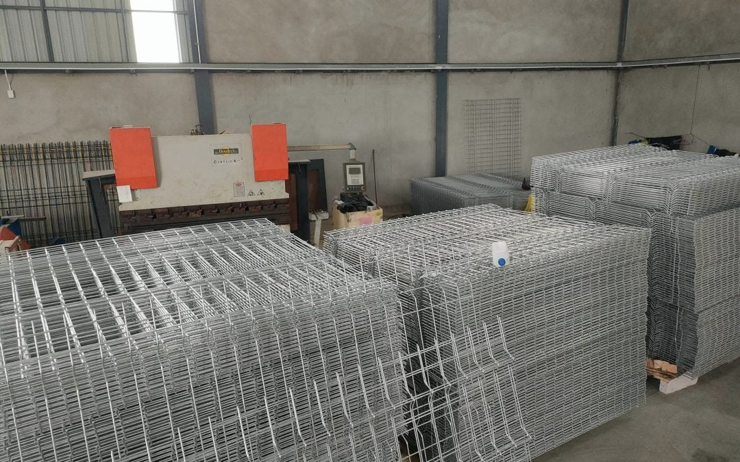 แผงรั้วสำเร็จรูป