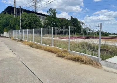 งานติดตั้งรั้วและแผงรั้ว