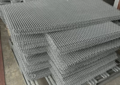 งานสั่งผลิตตะแกรงตาข่ายตัวหนอน